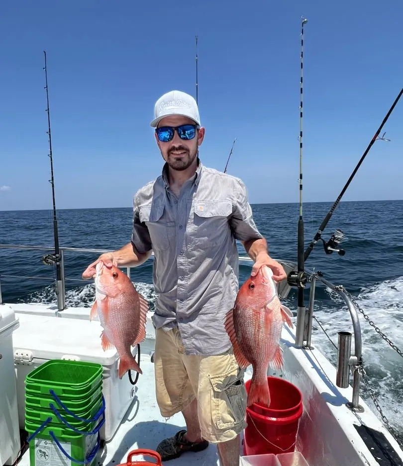 red-snapper-pensacola-fishing-catch-2456